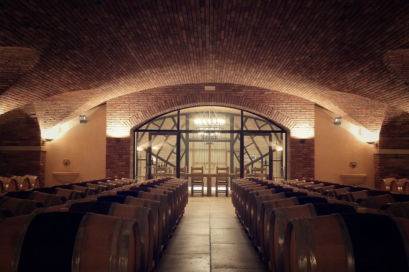 Soffitto a volta a botte in mattoni di recupero, cantina Giusti Wine, Nervesa della Battaglia